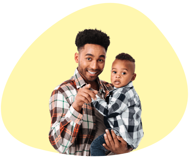 padre e hijo senalando