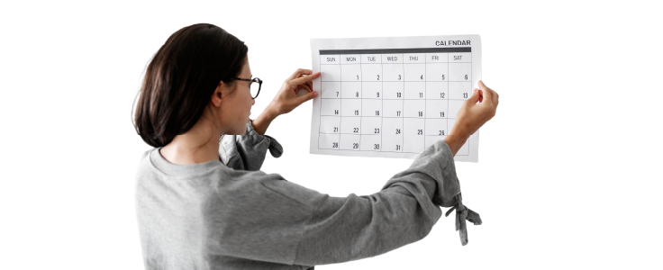 Define la modalidad de afiliación Imagen de calendario, persona con calendario pensativa