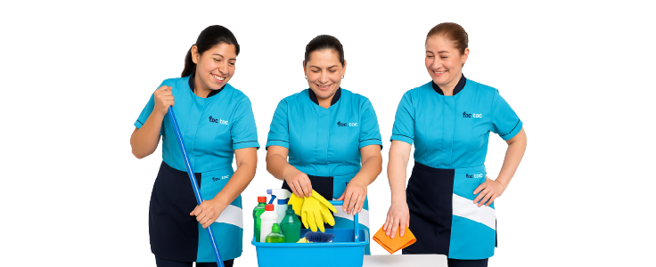 En toc toc aseo apoyamos a las empleadas embarazadas Grupo de empleadas domésticas trabajando juntas